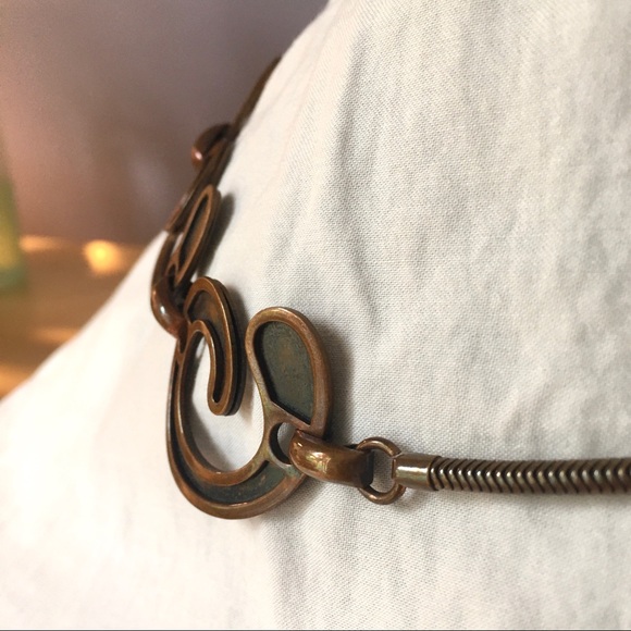 REBAJES Modernist Artist Copper Necklace - 1960 - 17 in long x 1 1/4 in - Picture 4 of 5